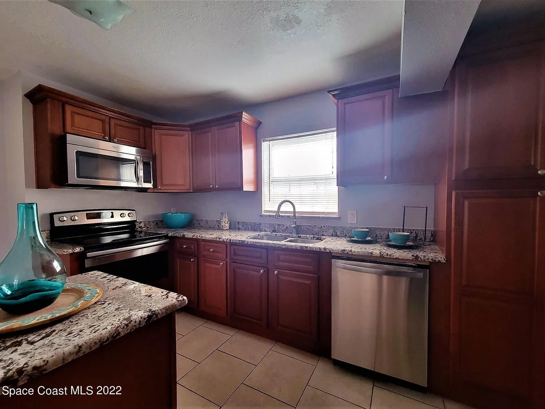 Photo of 2644 Sadler Lane