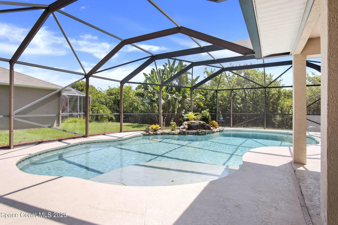 Photo of 1443 Hill Avenue