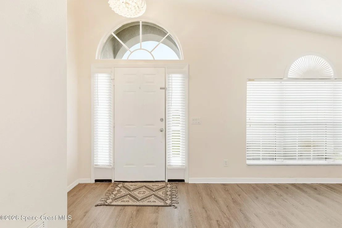 Photo of 1172 Pine Creek Circle NE