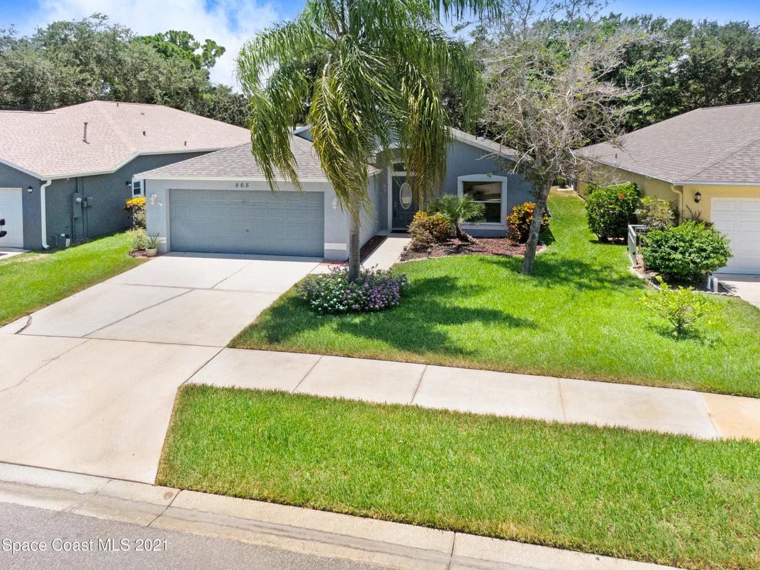 Photo of 865 Villa Drive
