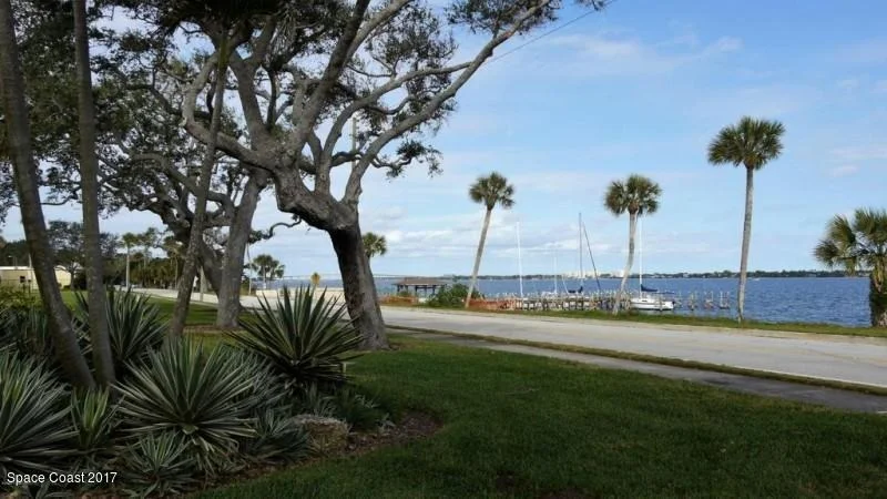Photo of Unit 202 at 1025 Rockledge Drive