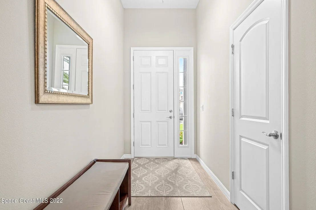 Photo of 2932 Casterton Drive