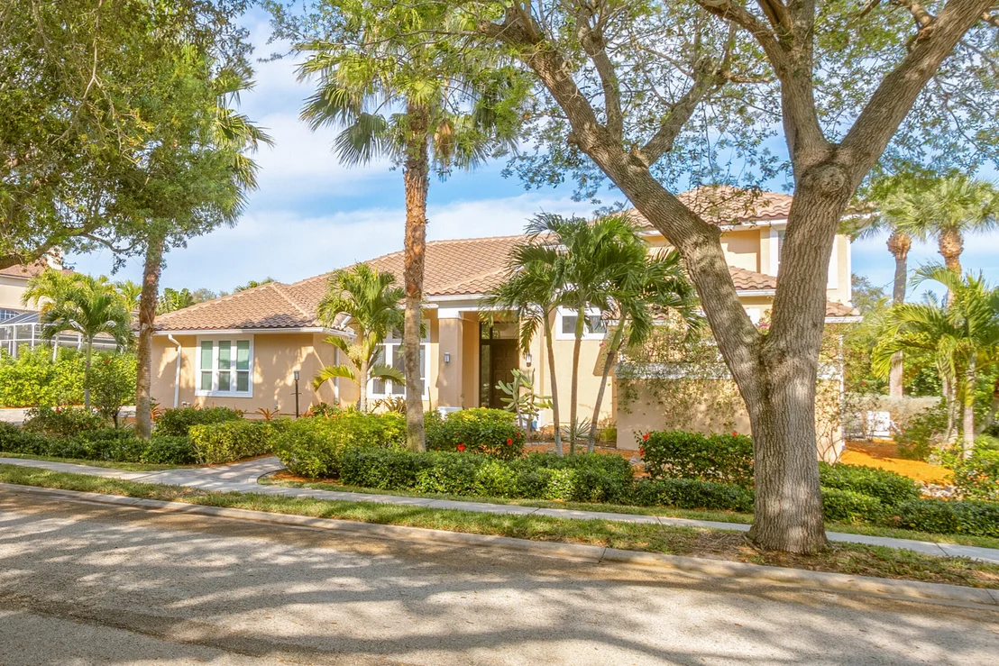 Photo of 620 Crassas Drive