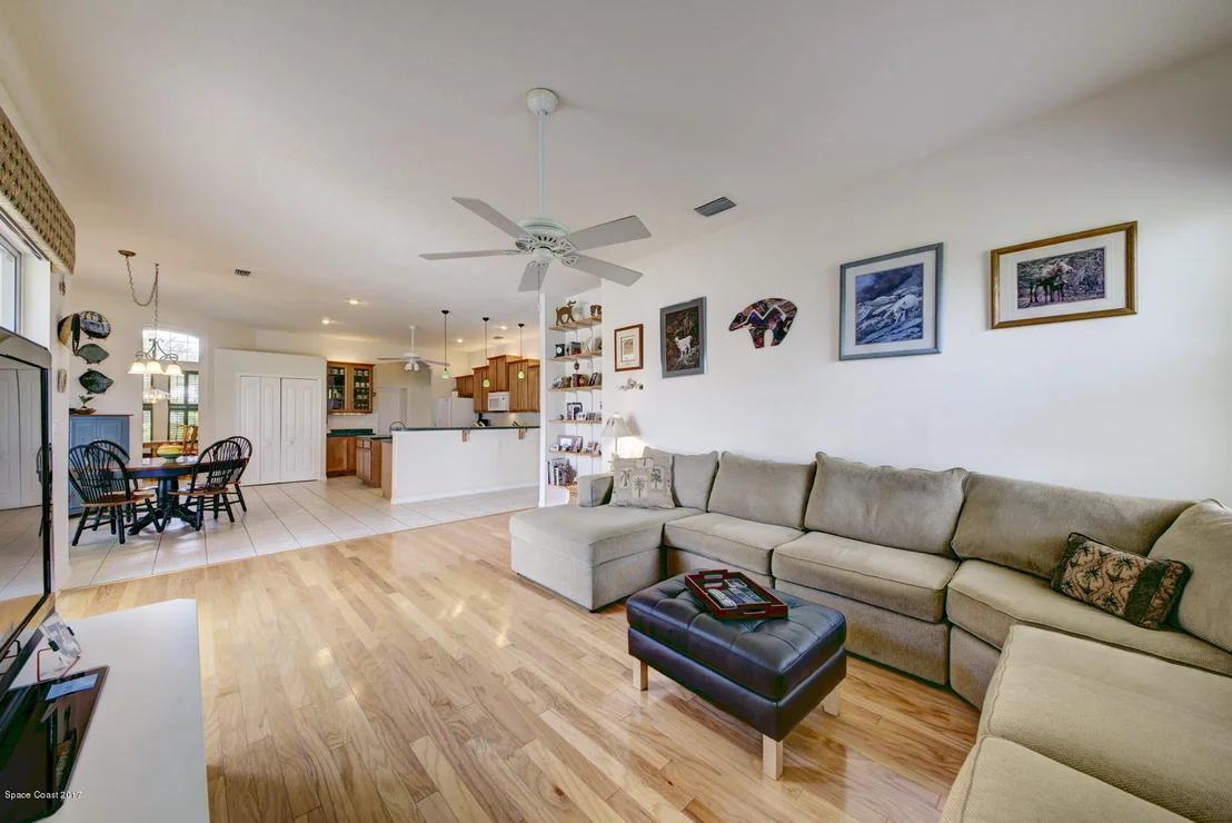 Photo of 1662 Long Pine Road