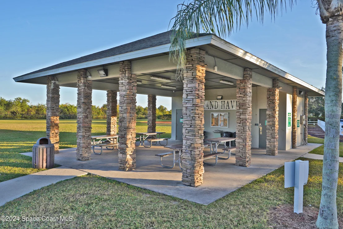 Photo of 4449 Chastain Drive
