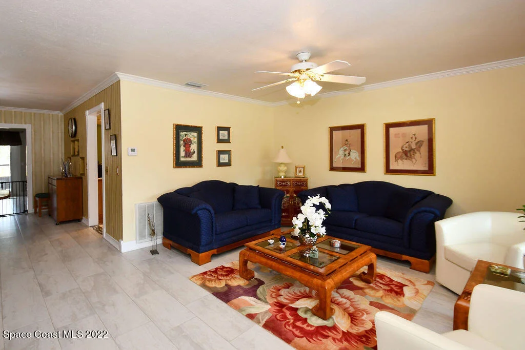 Photo of 1241 Riviera Drive NE