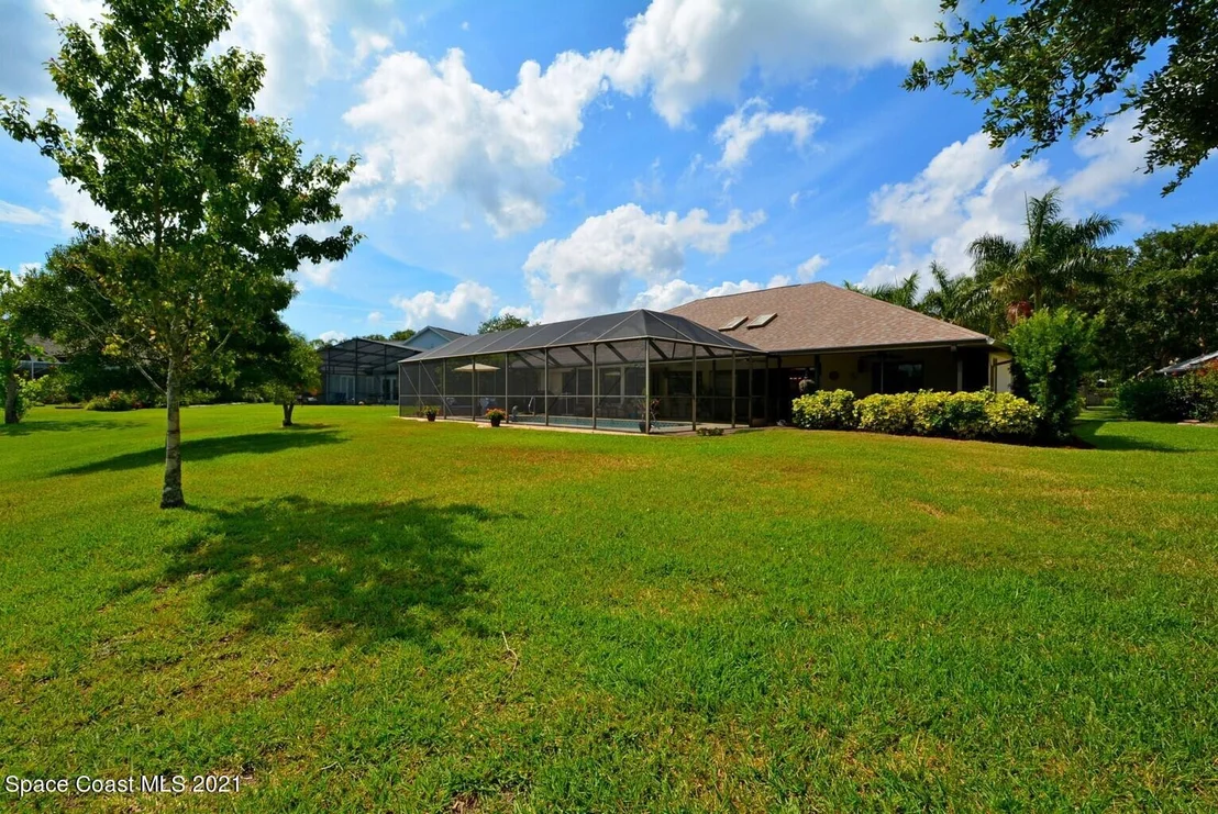 Photo of 1377 Silver Lake Drive