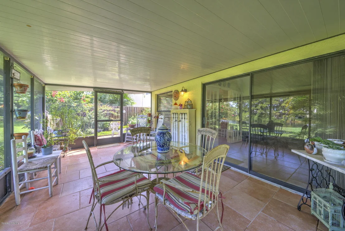 Photo of 1687 Clover Circle