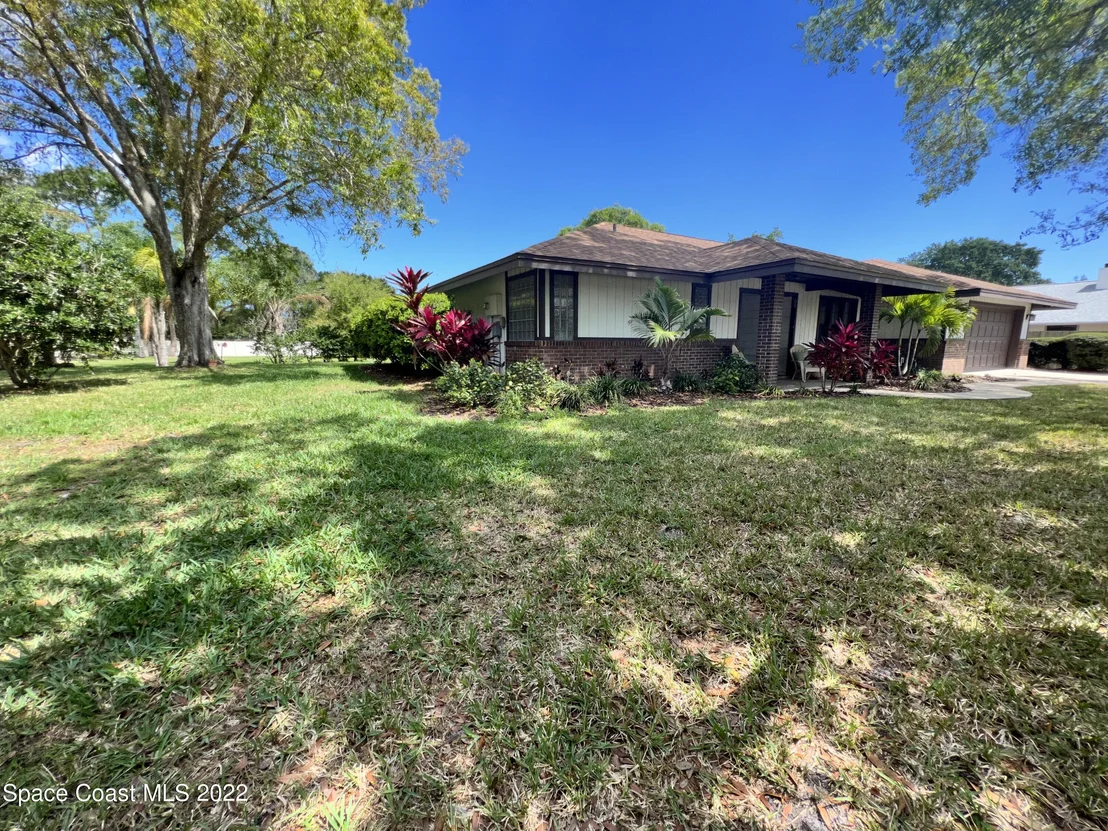 Photo of 2280 Hamlet Drive