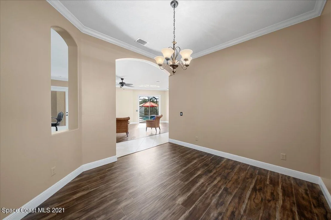 Photo of 293 Pebble Hill Way