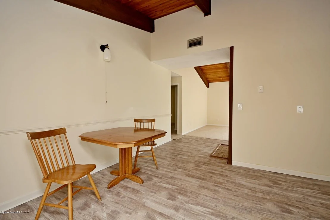 Photo of 295 Myrtlewood Road