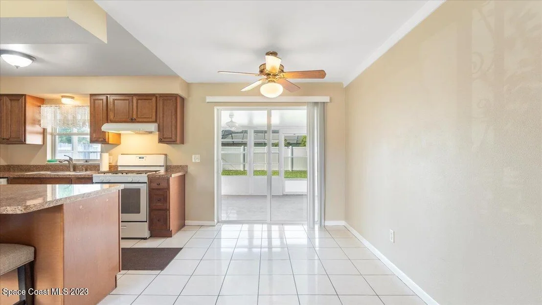 Photo of 940 Cristobal Drive