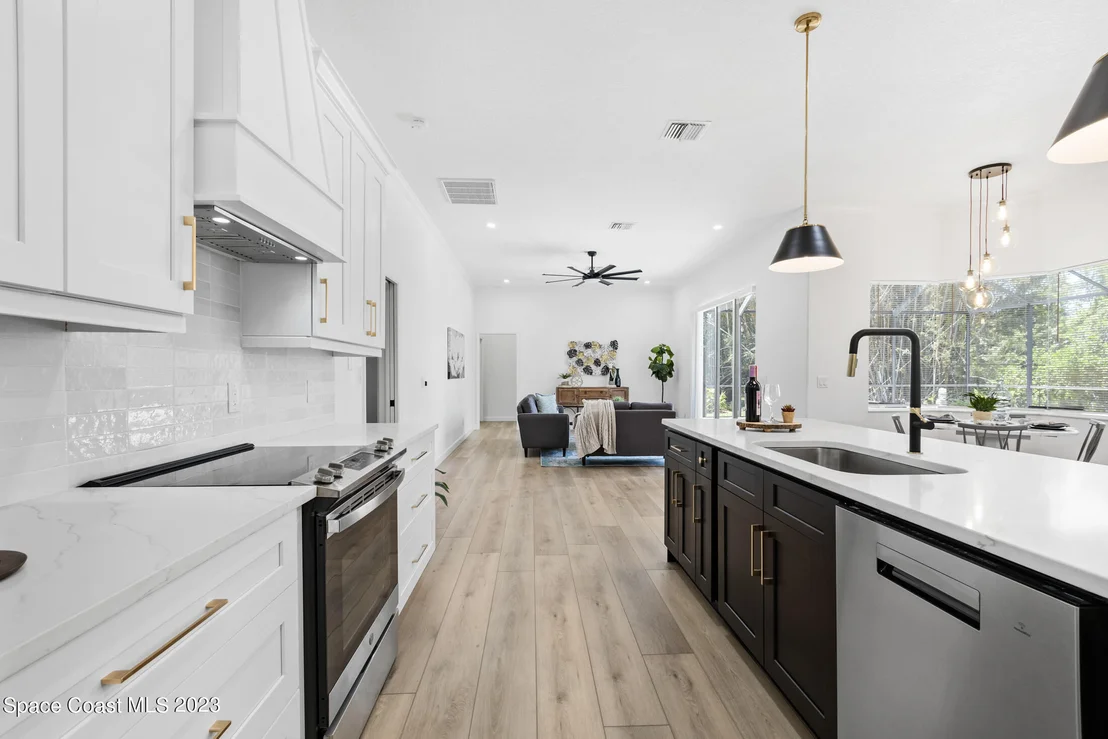 Photo of 1032 Worthington Spring Drive