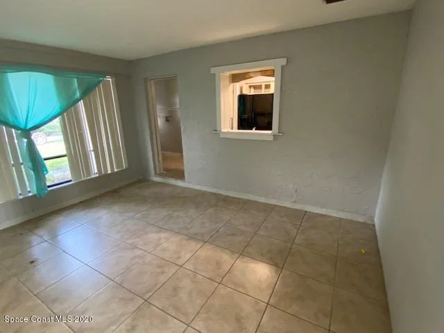 Photo of 2921 Pembroke Road