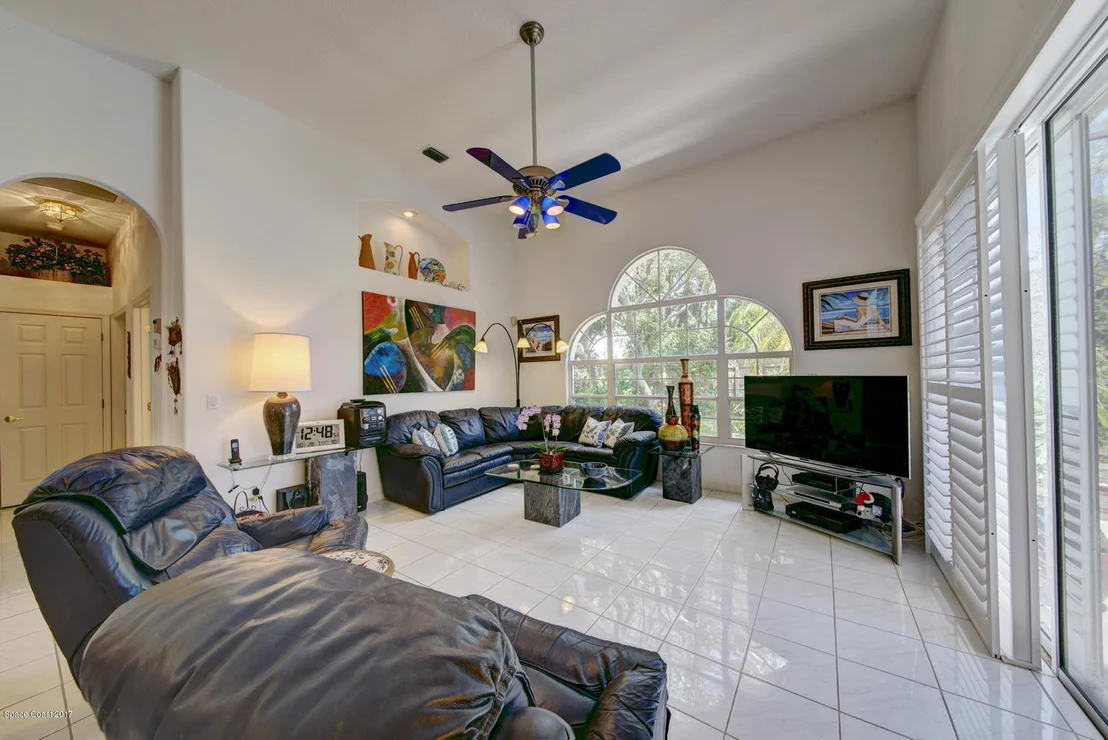 Photo of 218 Cherry Drive