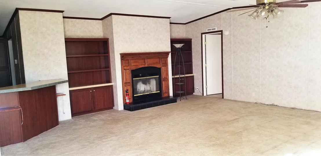 Photo of 2146 Parrish Road
