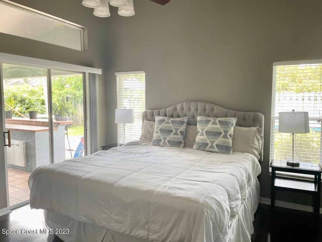 Photo of 8001 Bracken Lane