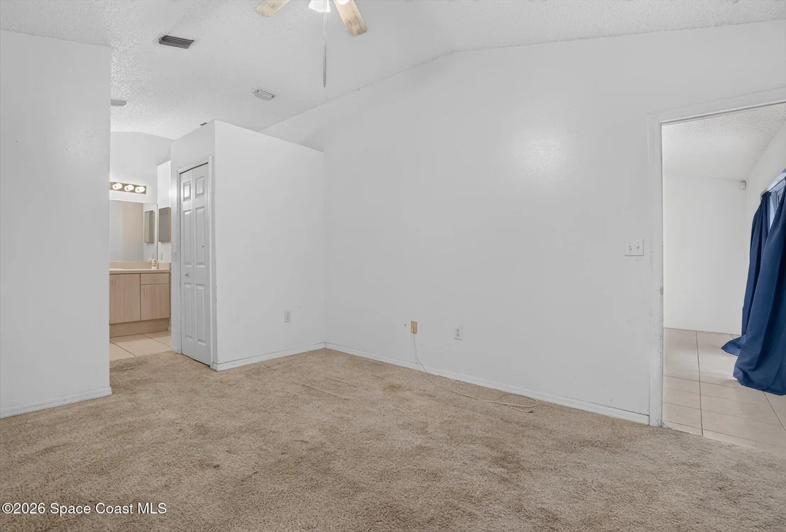 Photo of 1091 Ray Road SE