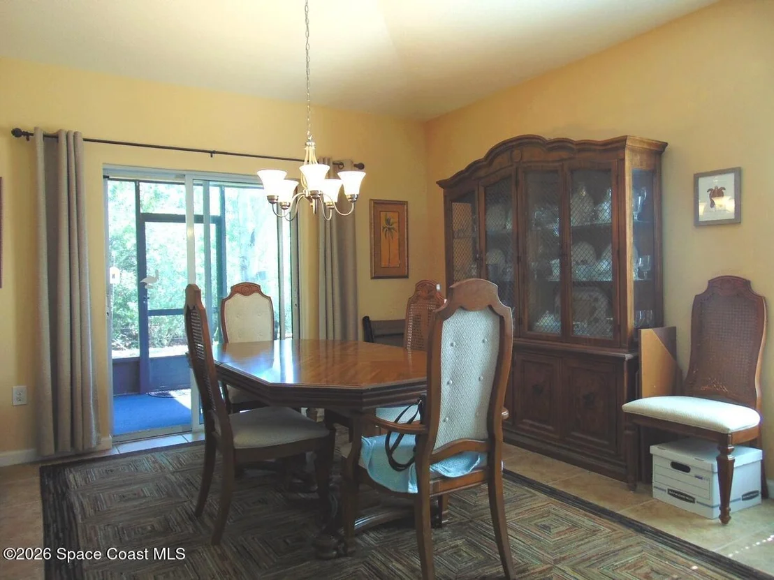 Photo of 1540 Corbett Lane