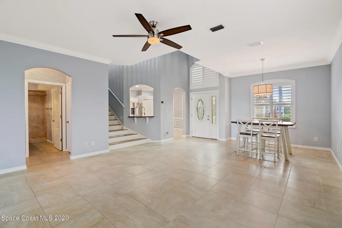 Photo of 1937 Golf Vista Boulevard