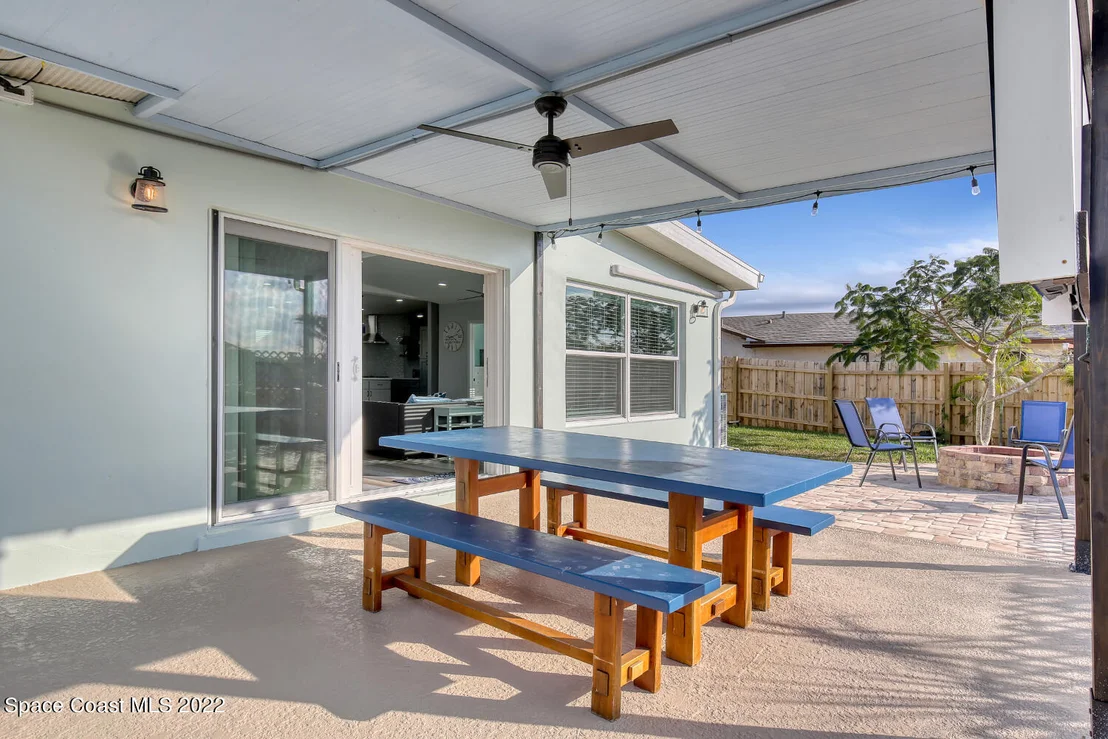 Photo of 760 Pebble Beach Avenue NE