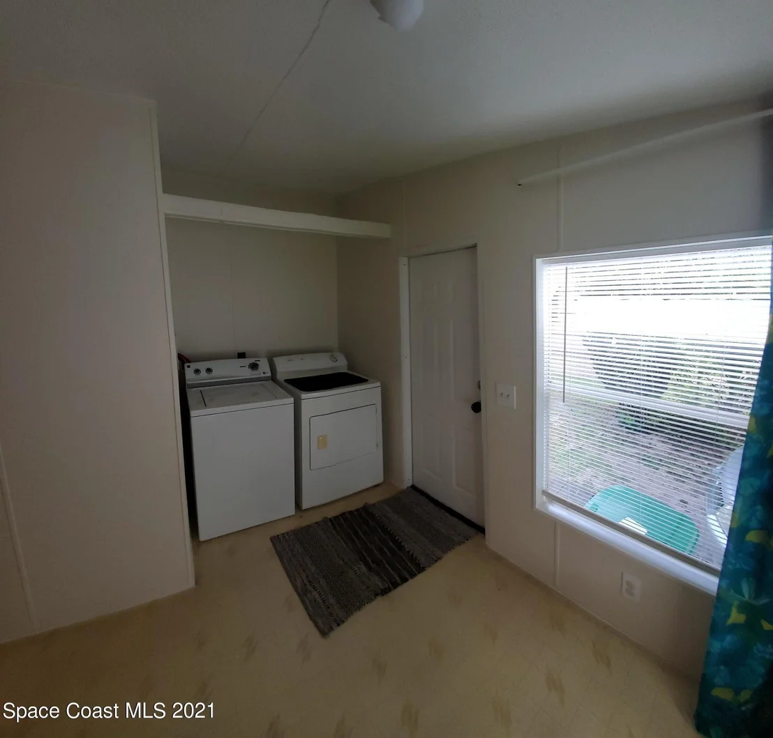 Photo of 6995 Evergreen Drive
