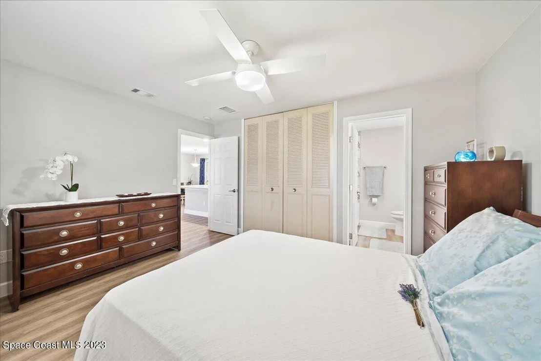 Photo of 1707 Ixora Drive W