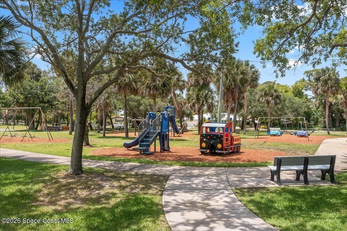 Photo of 415 Hibiscus Trail