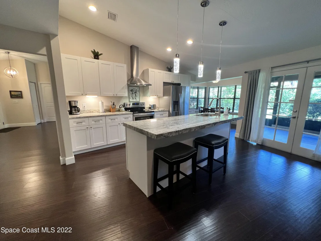 Photo of 2280 Hamlet Drive