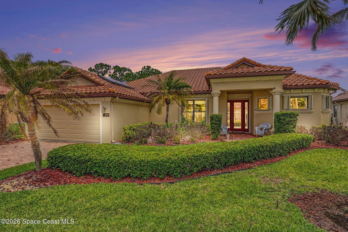 Photo of 1502 Tralee Bay Avenue