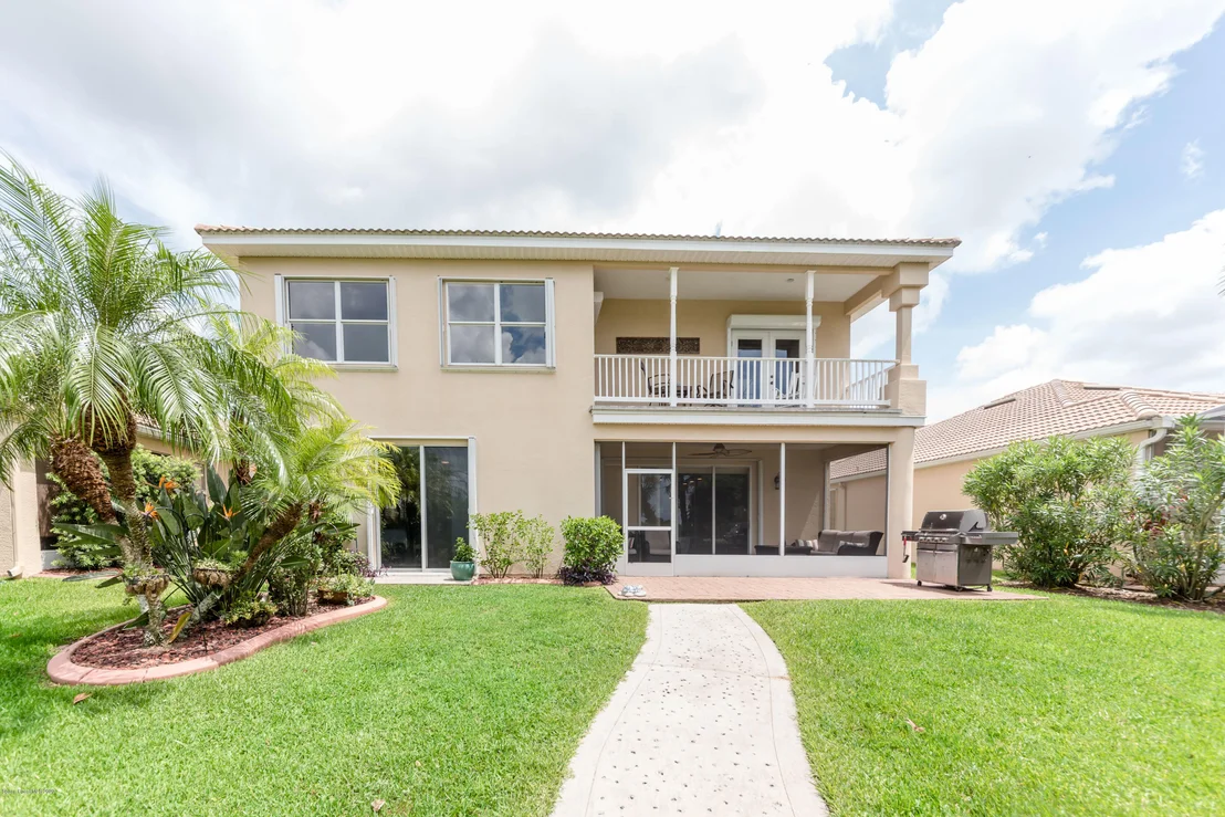 Photo of 800 Glen Abbey Way Way