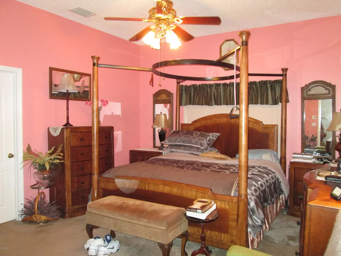 Photo of 940 Shaw Circle