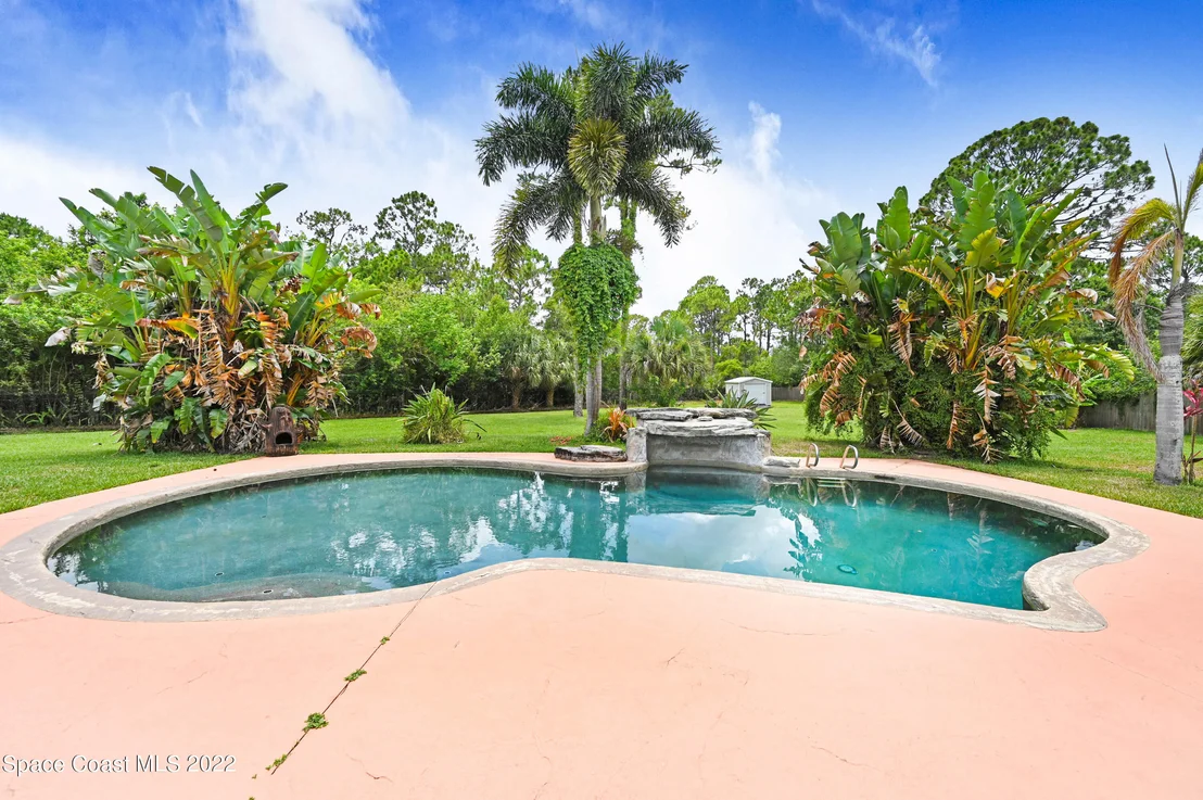 Photo of 3225 Fairview Drive