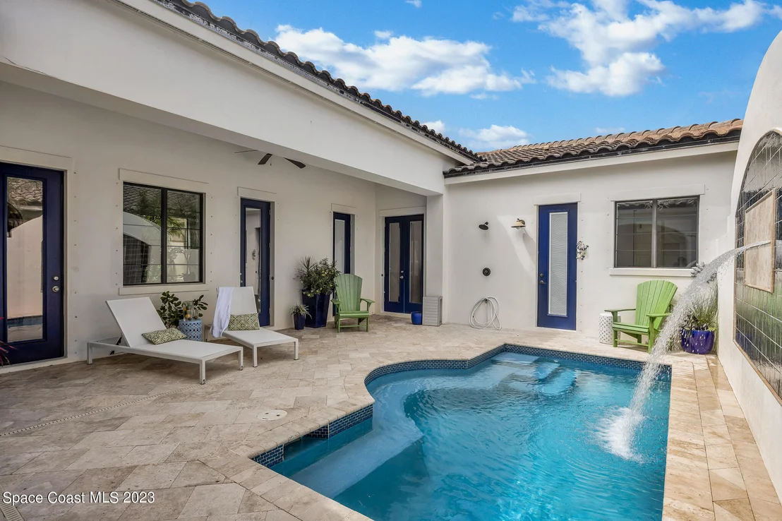 Photo of 184 Whaler Drive