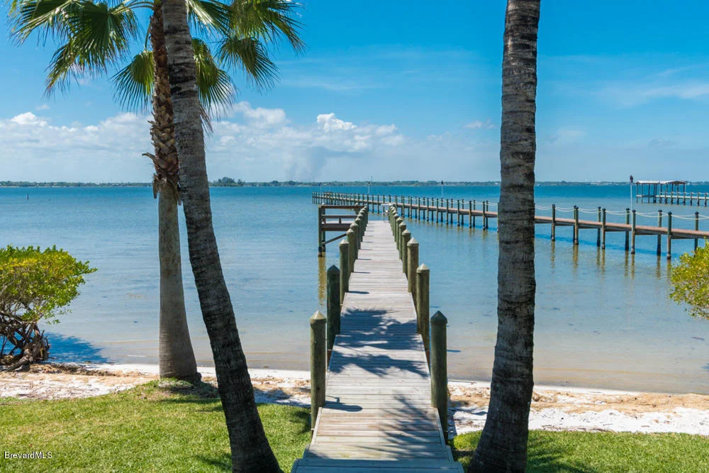 Photo of 333 Island Drive