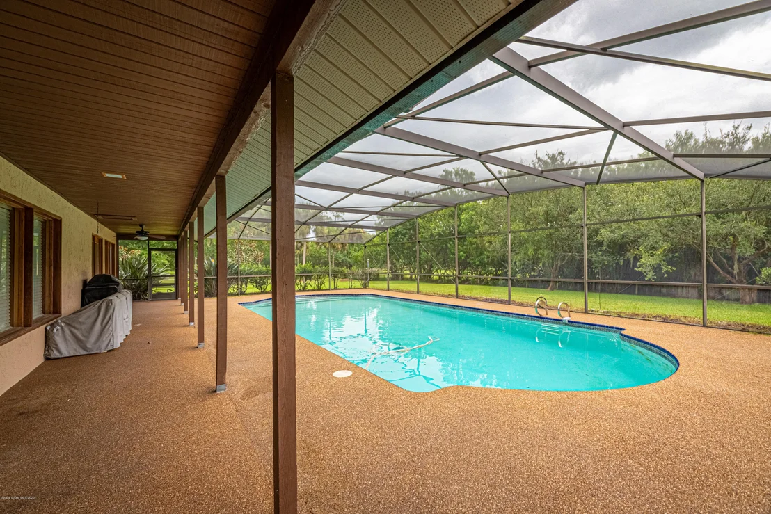 Photo of 1855 Hidden Lake Drive