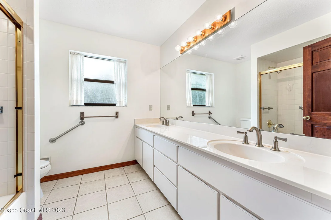 Photo of 1474 Herndon Circle NE