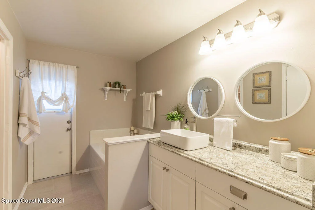 Photo of 2280 Hickory Drive