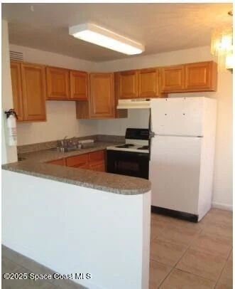 Photo of Unit 708 at 800 N Fiske Boulevard