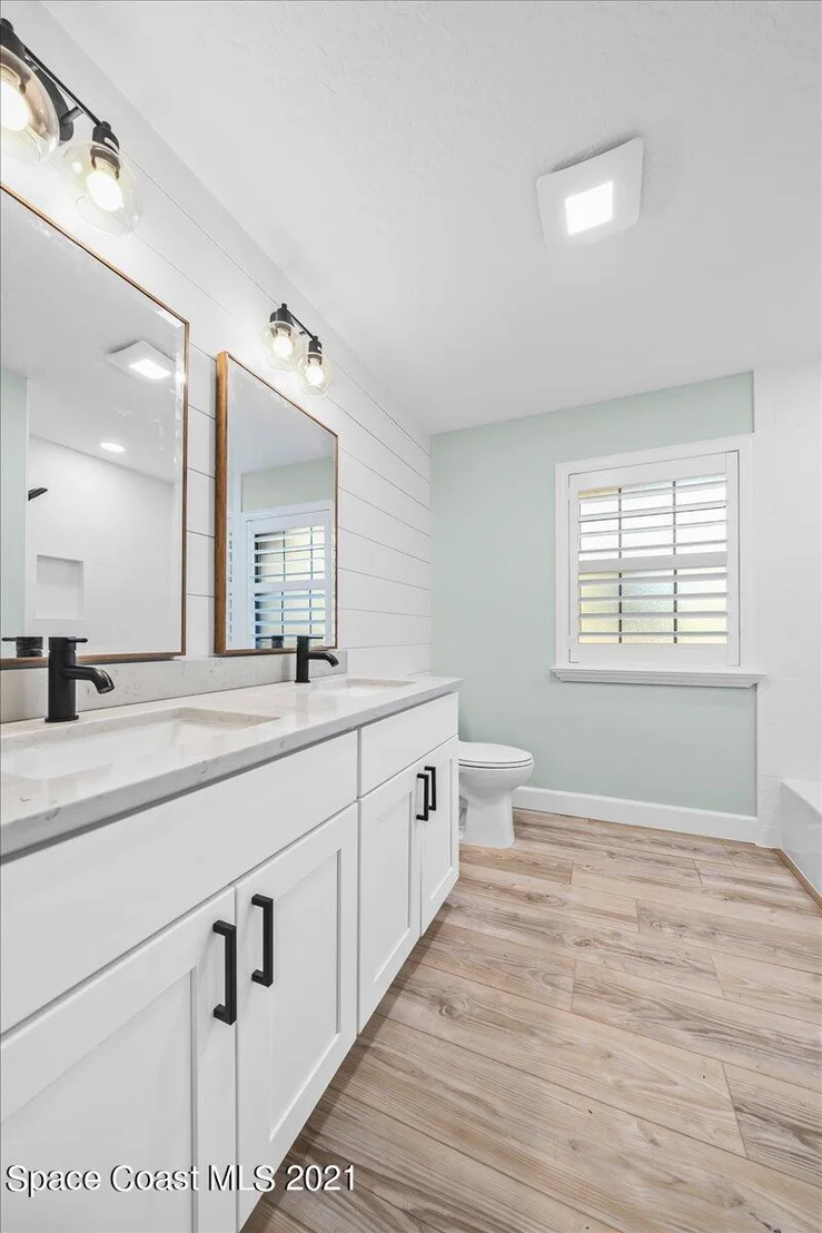 Photo of 3559 James Road