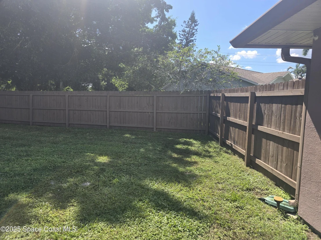 Photo of 834 Pine Shadows Avenue