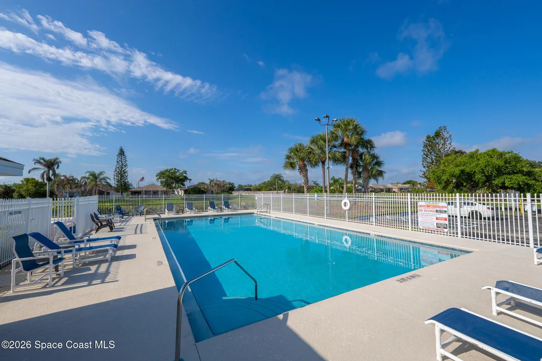 Photo of 2527 Deercroft Drive