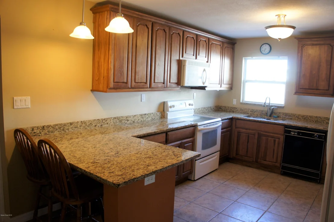Photo of 1346 Arnold Drive