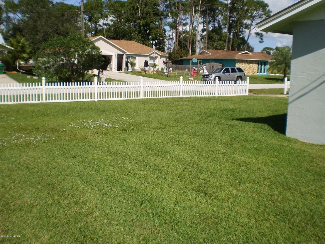 Photo of 5521 Flint Road