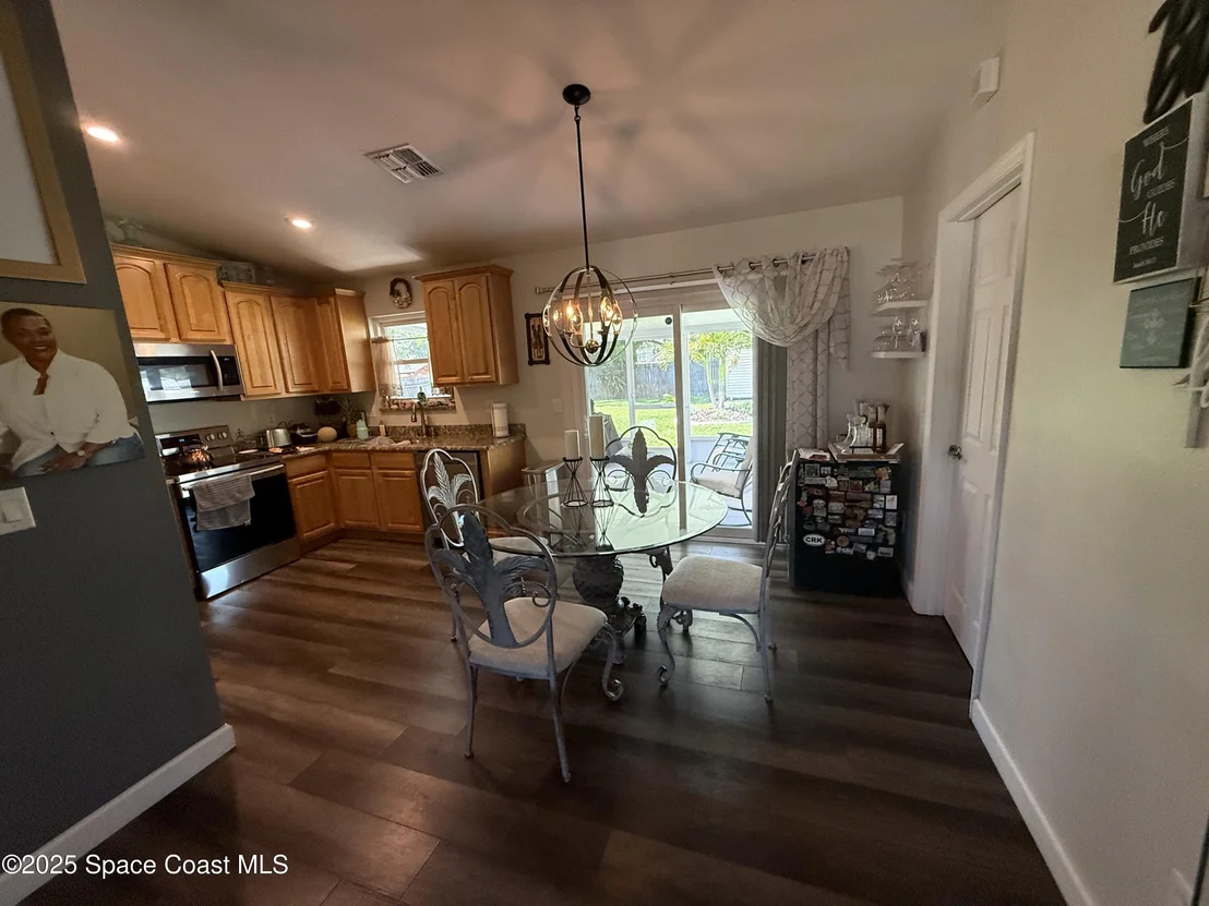 Photo of 4804 Alfred Street