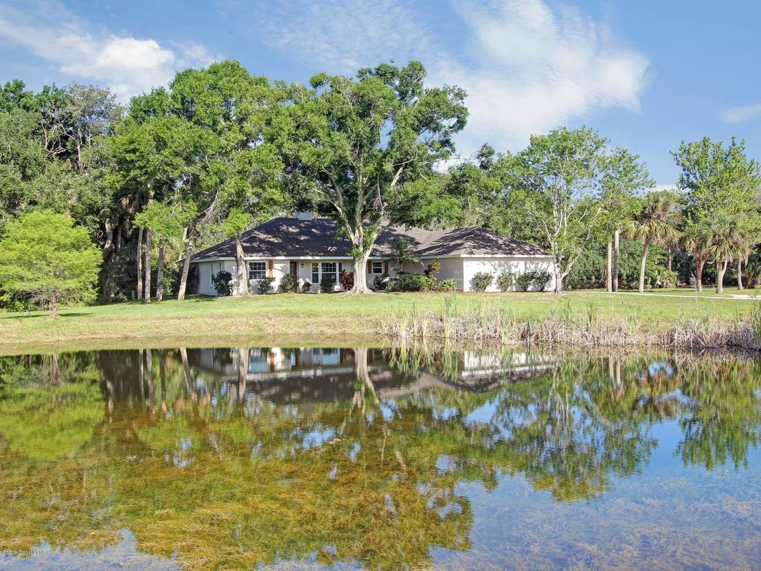 Photo of 4380 Country Road