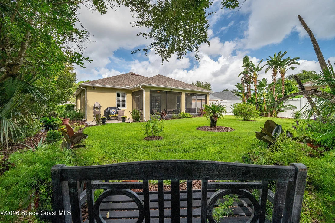 Photo of 522 Waterside Circle