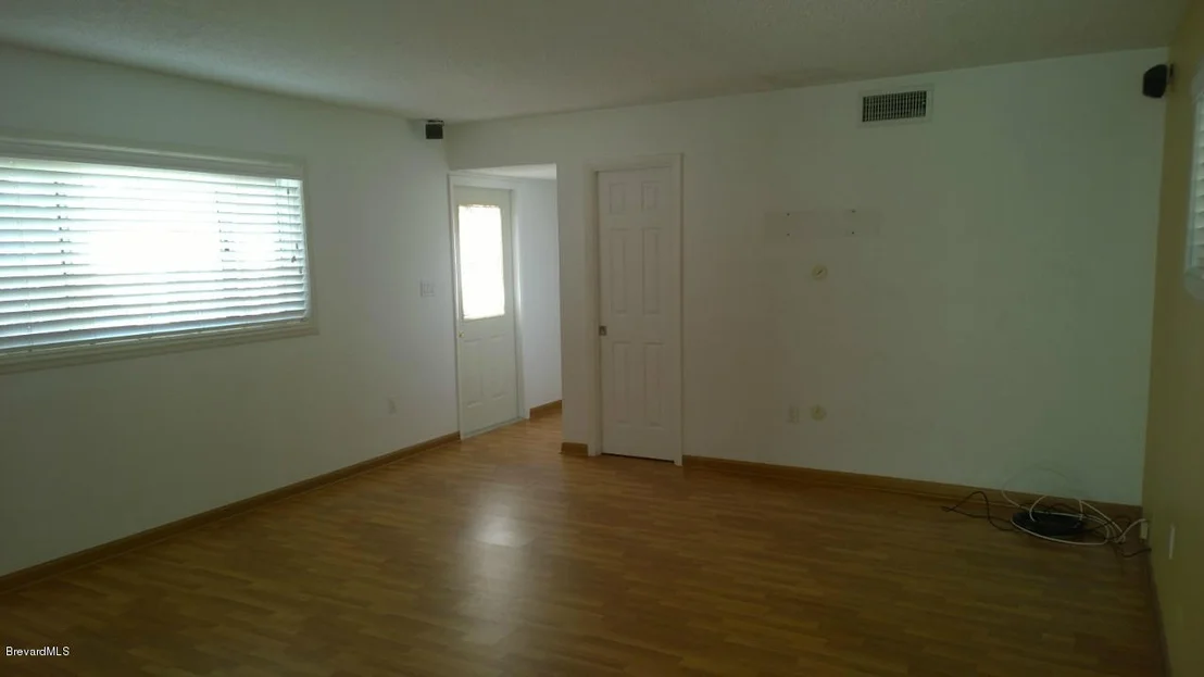 Photo of 1109 Pinetree Drive
