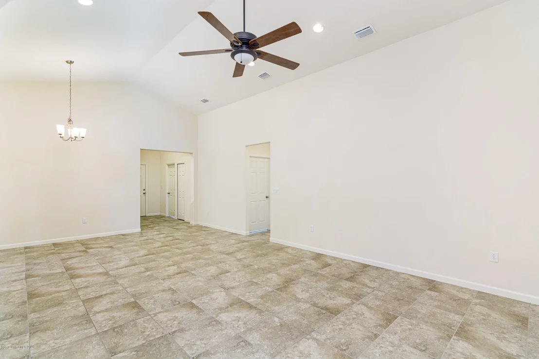 Photo of 1555 Fuji Drive