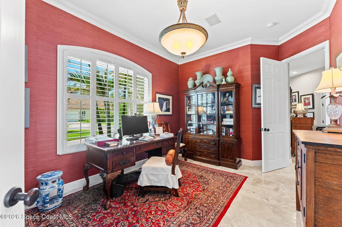 Photo of 339 Cocoa Avenue